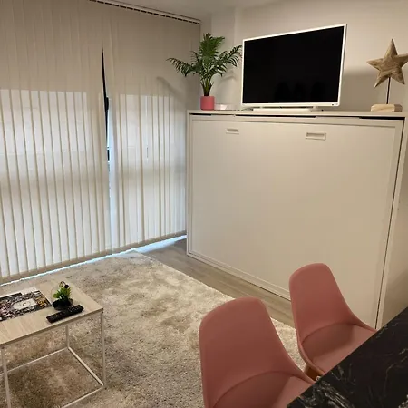 Estudio Centrico De Lujo * 比戈